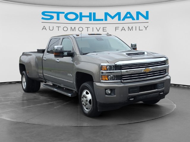 Used 2017 Chevrolet Silverado 3500 High Country w/ Duramax Plus Package AWD/4WD image 3