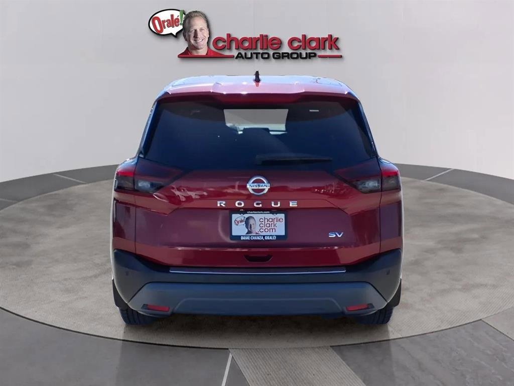 Used 2021 Nissan Rogue SV image 4