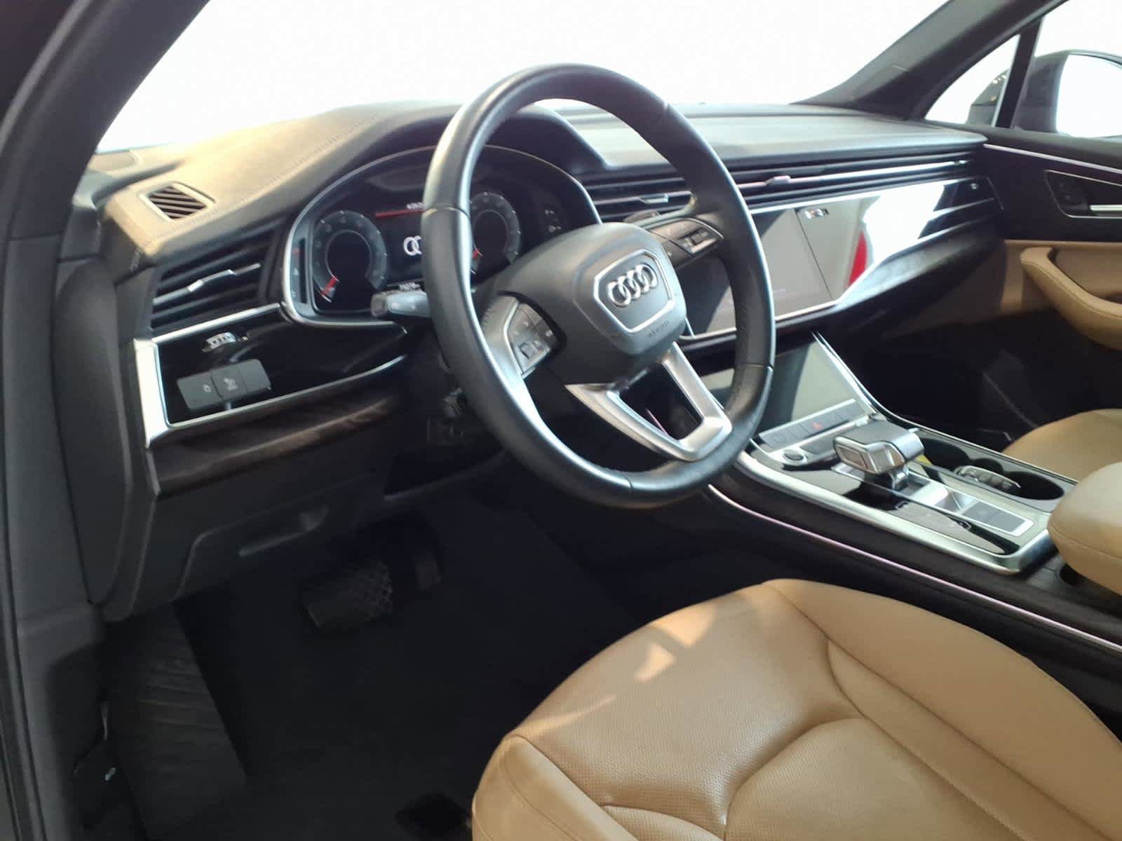 Used 2023 Audi Q7 3.0T Premium Plus w/ Premium Plus Package AWD/4WD image 10
