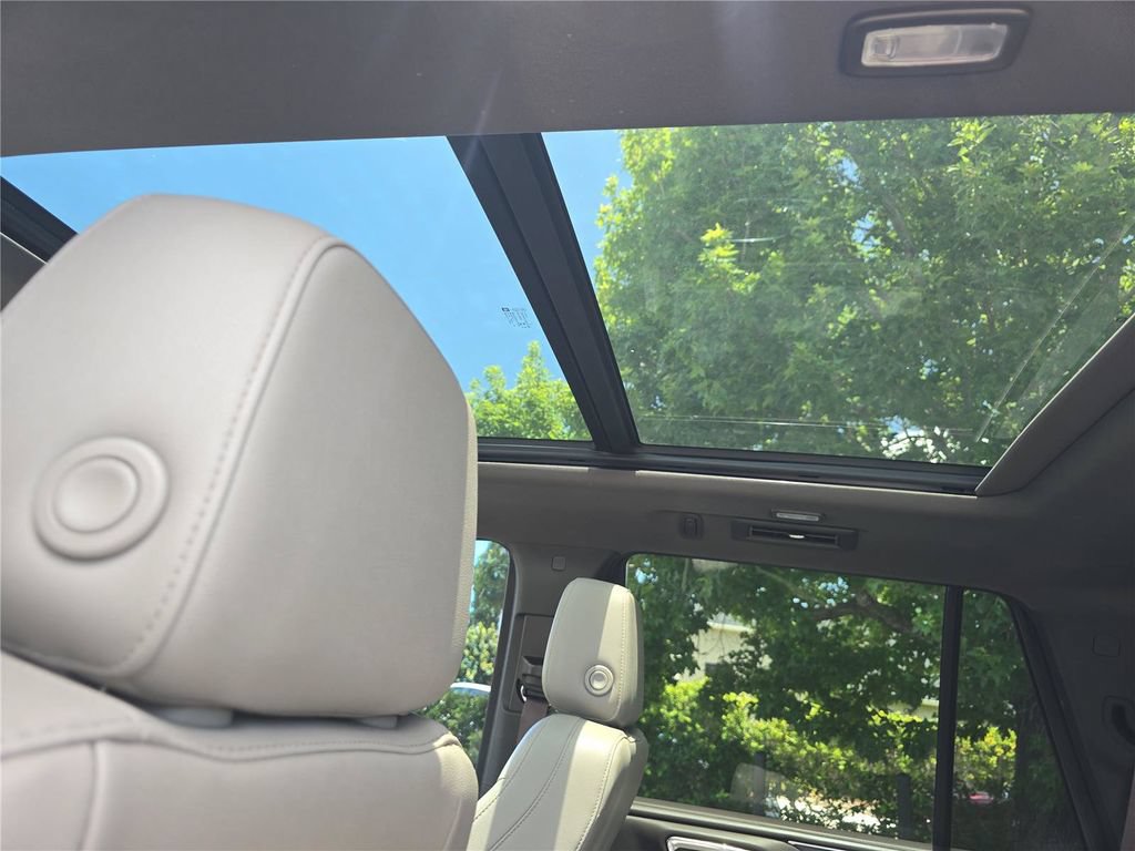Used 2021 Chevrolet Tahoe LT RWD image 35