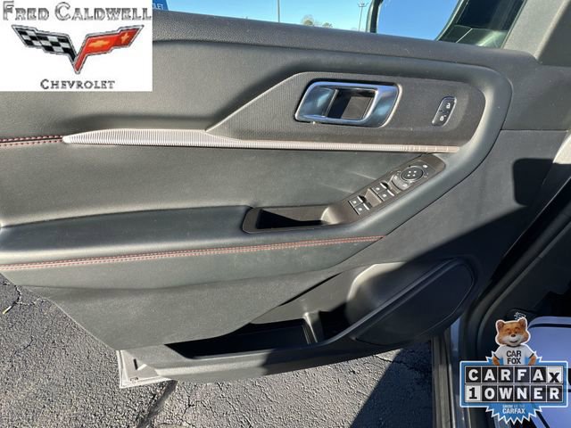 Used 2025 Ford Explorer ST-Line w/ ST-Line Street Pack AWD/4WD image 21