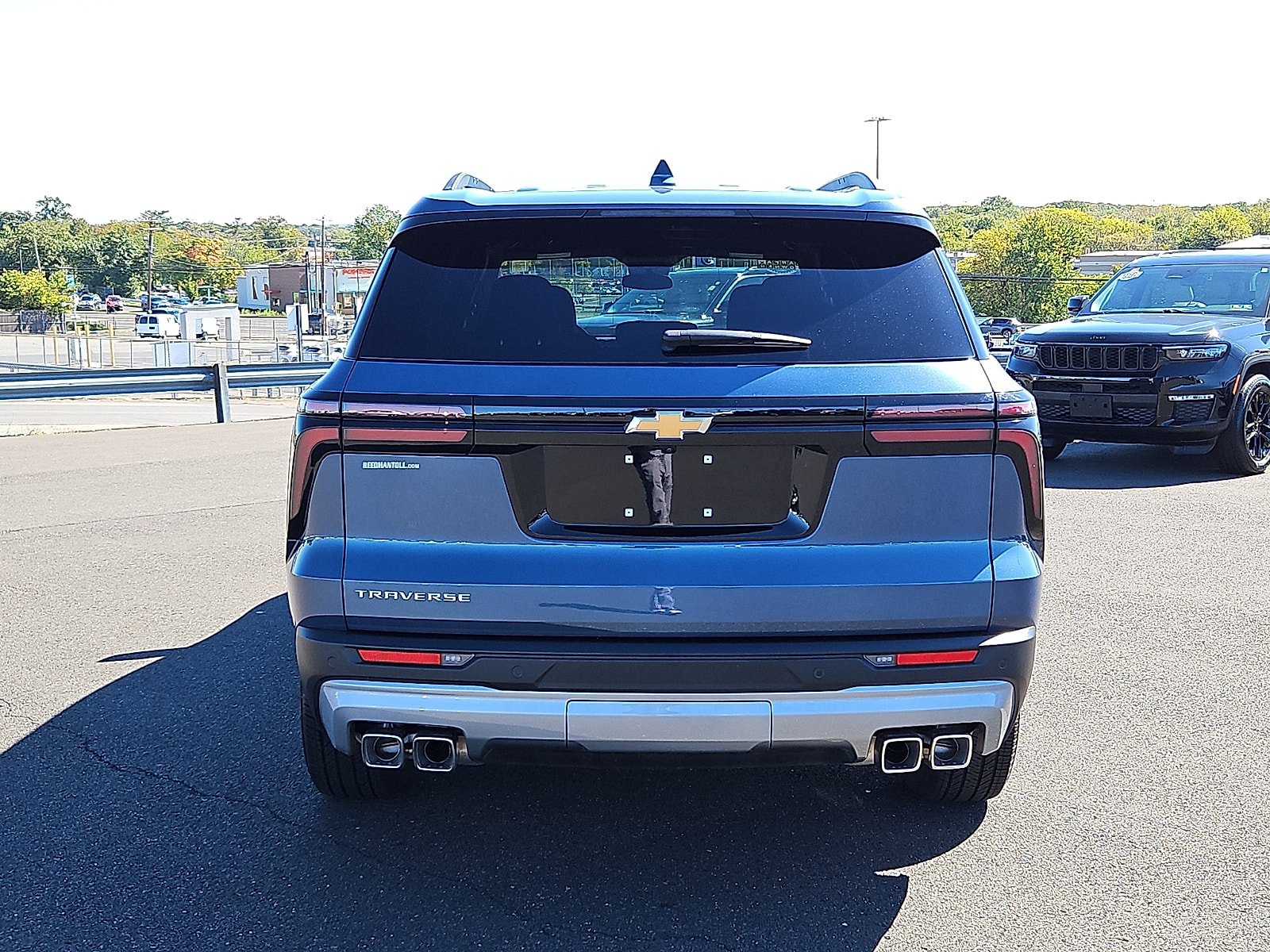 Used 2026 Chevrolet Traverse LT FWD image 5