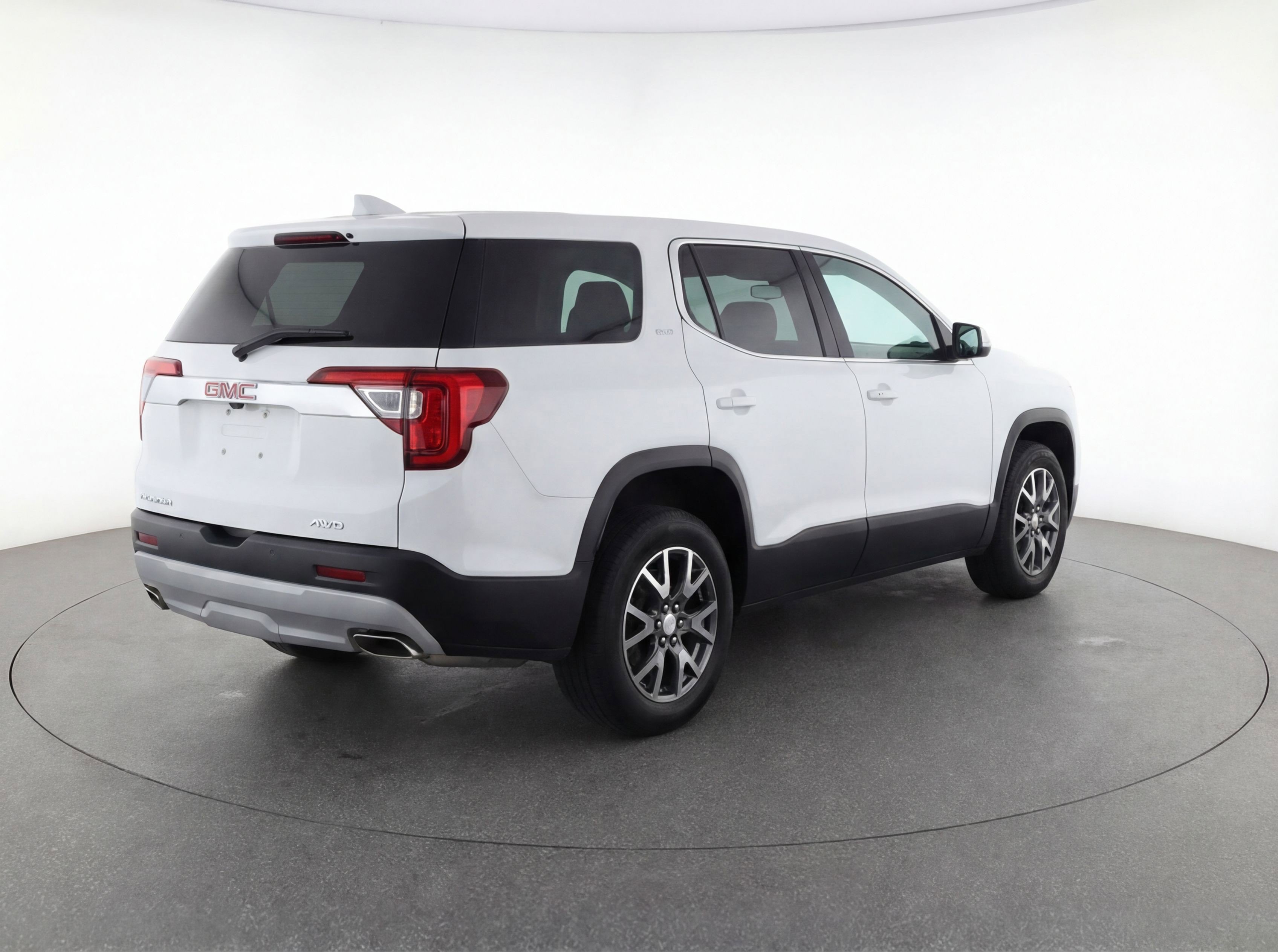 Used 2023 GMC Acadia SLT AWD/4WD image 9