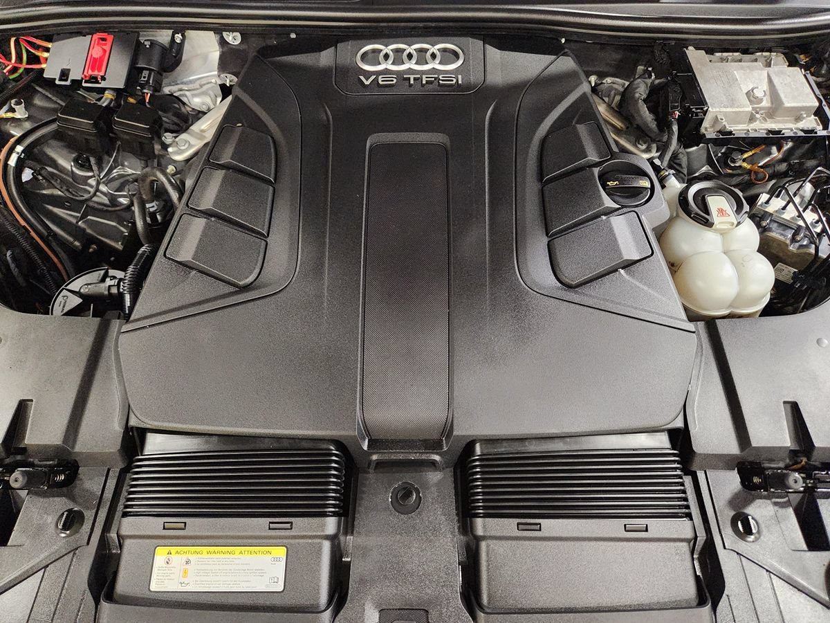 Used 2018 Audi Q7 3.0T Premium Plus w/ Premium Plus Package AWD/4WD image 54