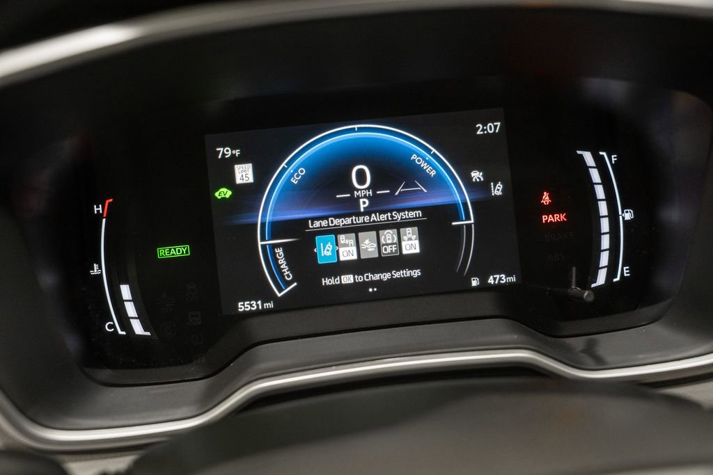 Used 2025 Toyota Corolla XLE image 18