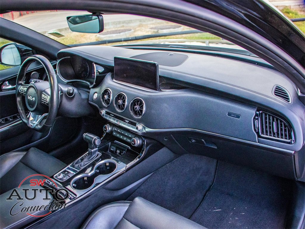 Used 2022 Kia Stinger GT-Line w/ Sun & Sound Package image 17