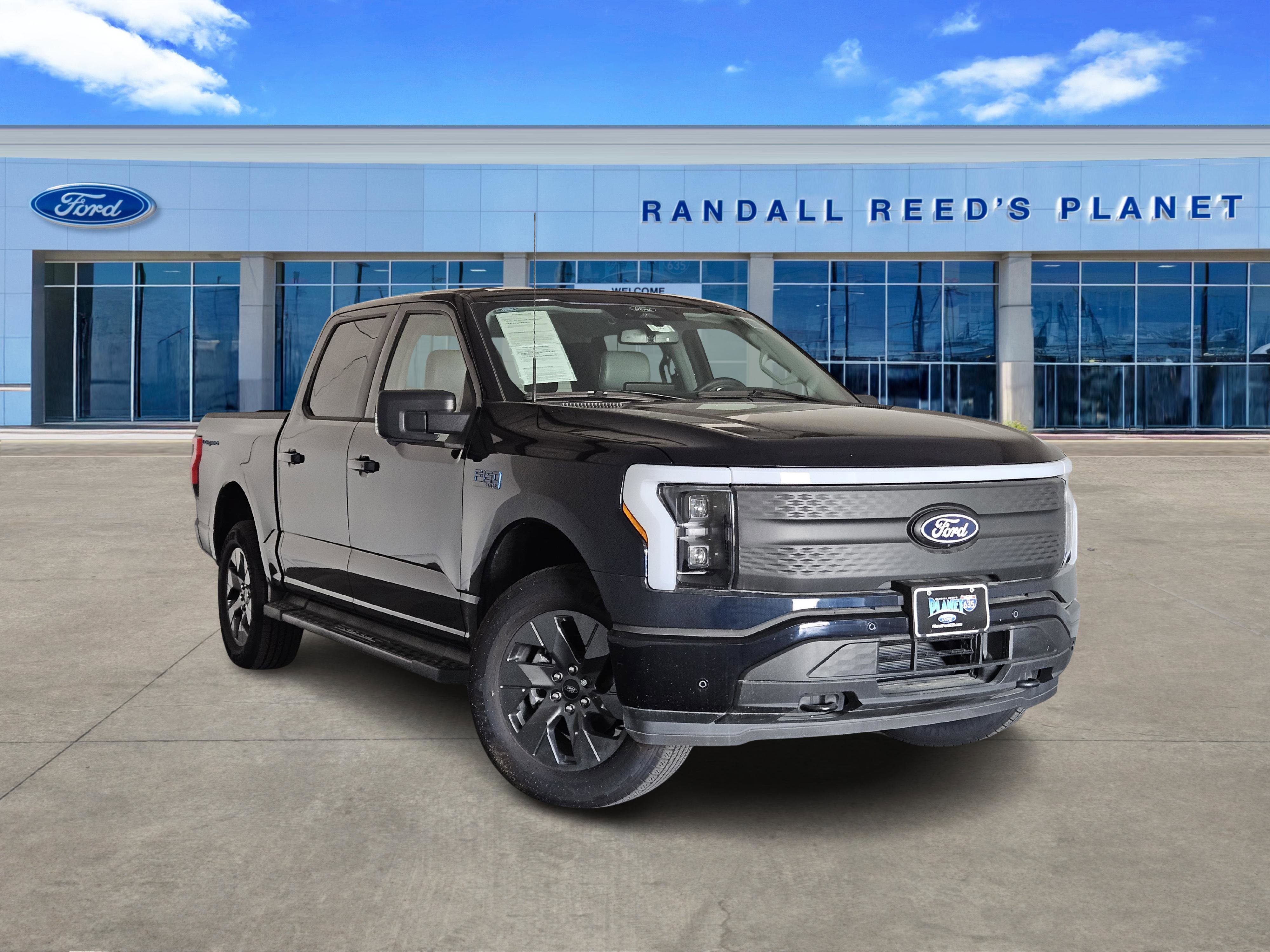 New 2025 Ford F150 Lightning Flash