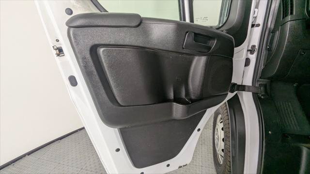 Used 2023 RAM ProMaster 2500 FWD image 11