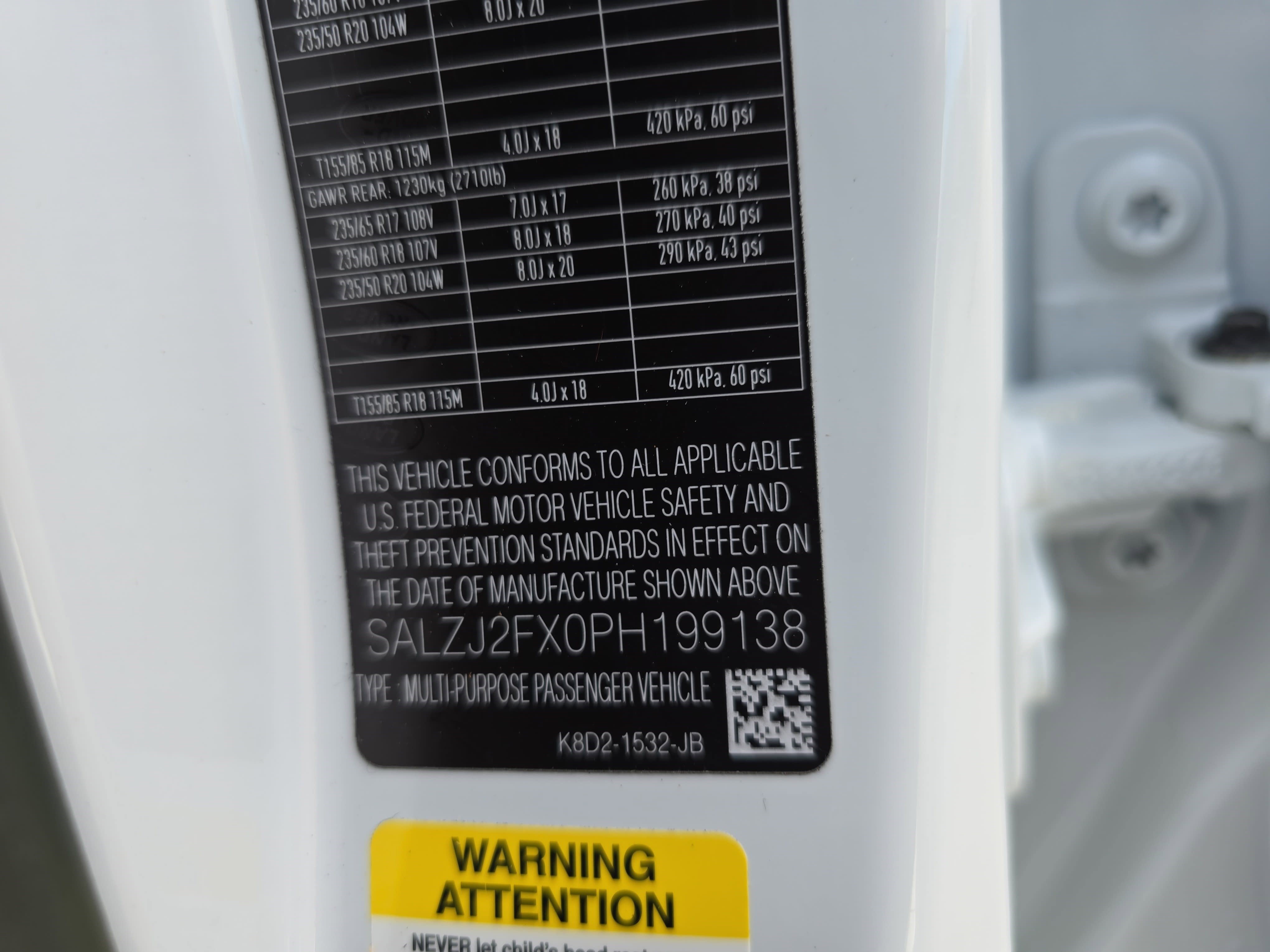 Used 2023 Land Rover Range Rover Evoque S image 35