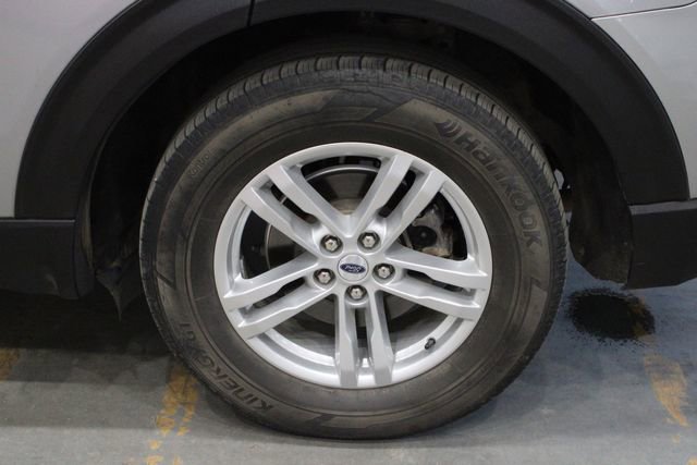 Used 2022 Ford Explorer XLT image 39