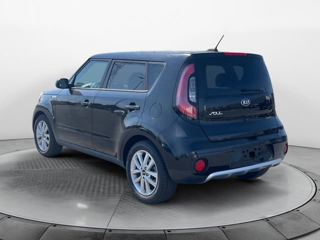 Used 2017 Kia Soul + image 3