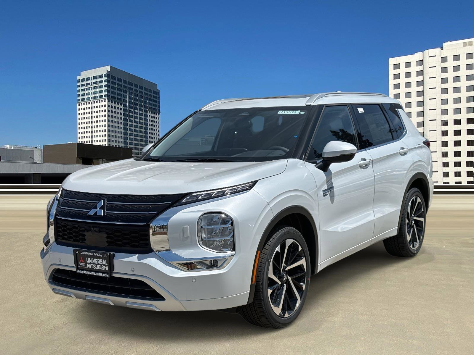 New 2025 Mitsubishi Outlander SEL image 3
