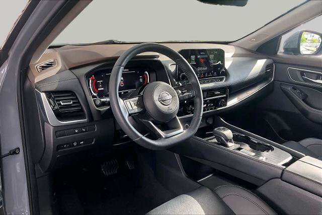 Certified 2023 Nissan Rogue Platinum w/ Platinum Premium Package FWD image 18