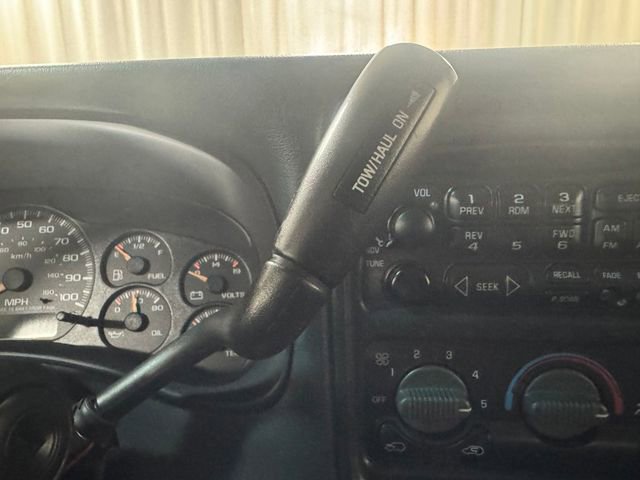 Used 2002 Chevrolet Avalanche 4x4 w/ Off-Road Suspension Pkg image 23