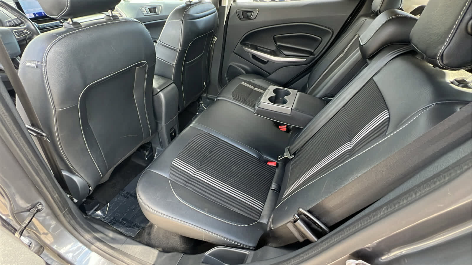 Used 2020 Ford EcoSport SES w/ Interior Protection Package AWD/4WD image 24