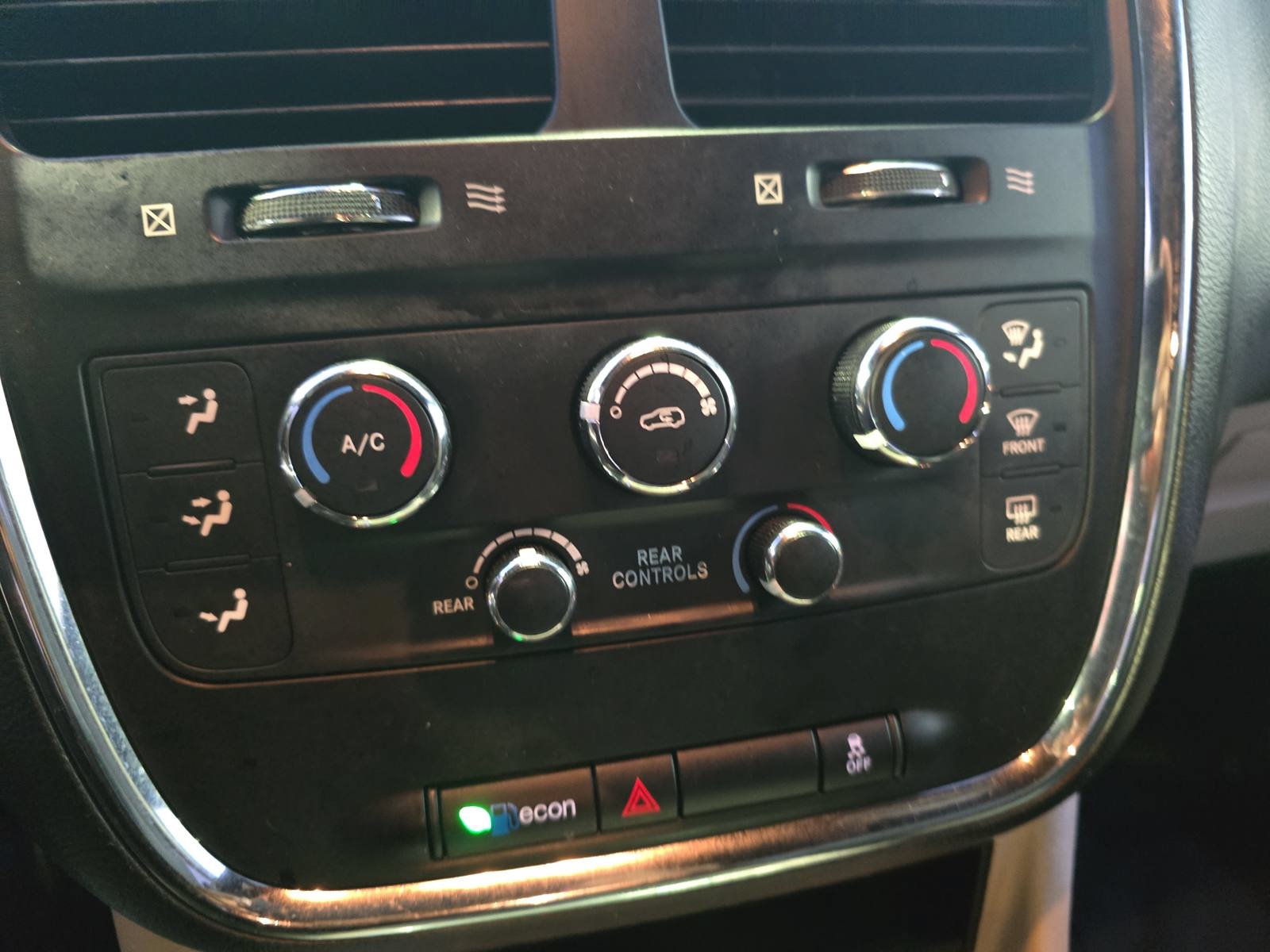 Used 2017 Dodge Grand Caravan SXT FWD image 21