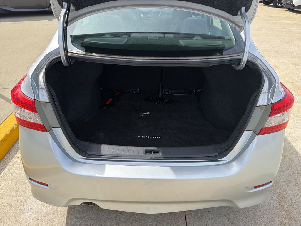 Used 2013 Nissan Sentra SR FWD image 24