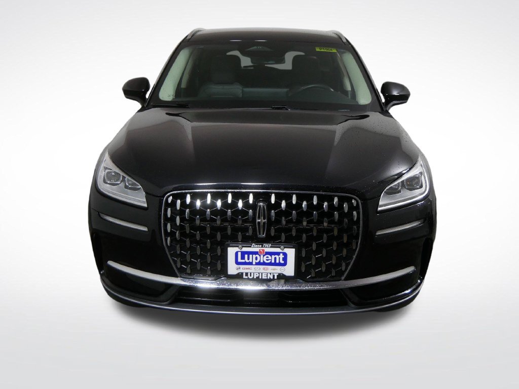 Used 2023 Lincoln Corsair Reserve w/ Towing Package AWD/4WD image 9