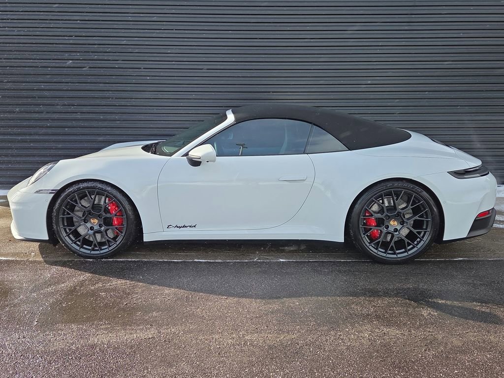 Certified 2025 Porsche 911 Carrera 4 GTS image 2