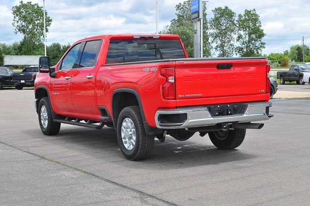 Used 2024 Chevrolet Silverado 2500 LTZ w/ LTZ Convenience Package AWD/4WD image 5