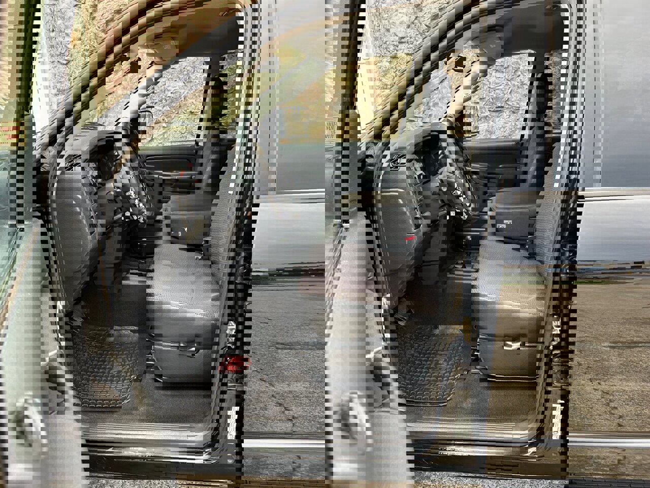 Used 2005 Dodge Ram 2500 Truck ST w/ Trailer Tow Group image 11