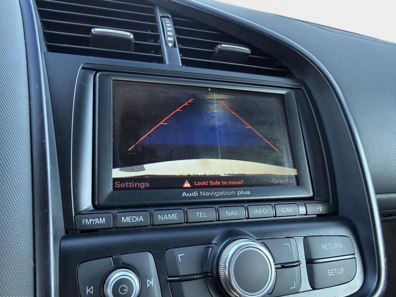 Used 2011 Audi R8 V8 image 37