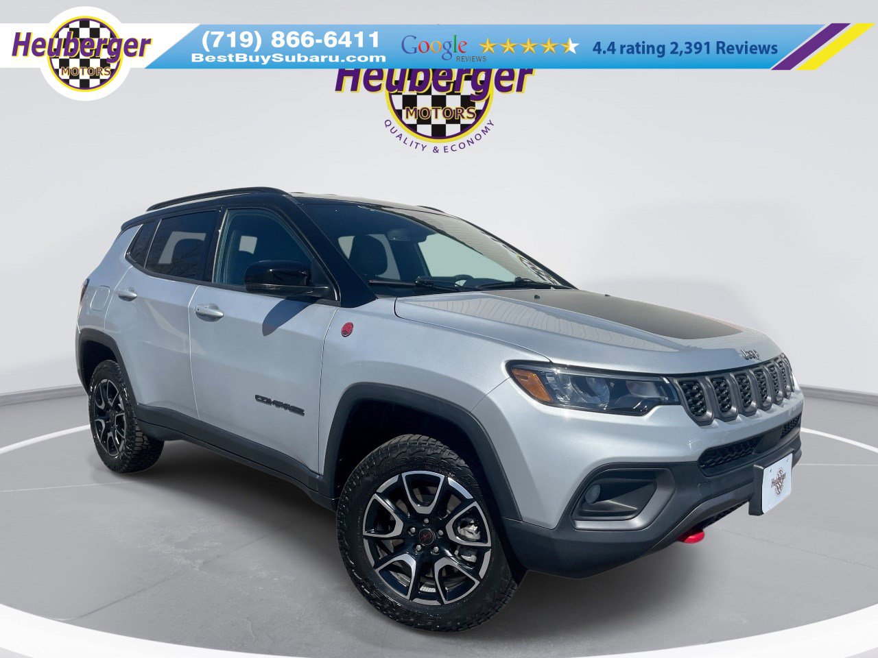 Used 2025 Jeep Compass Trailhawk AWD/4WD image 1