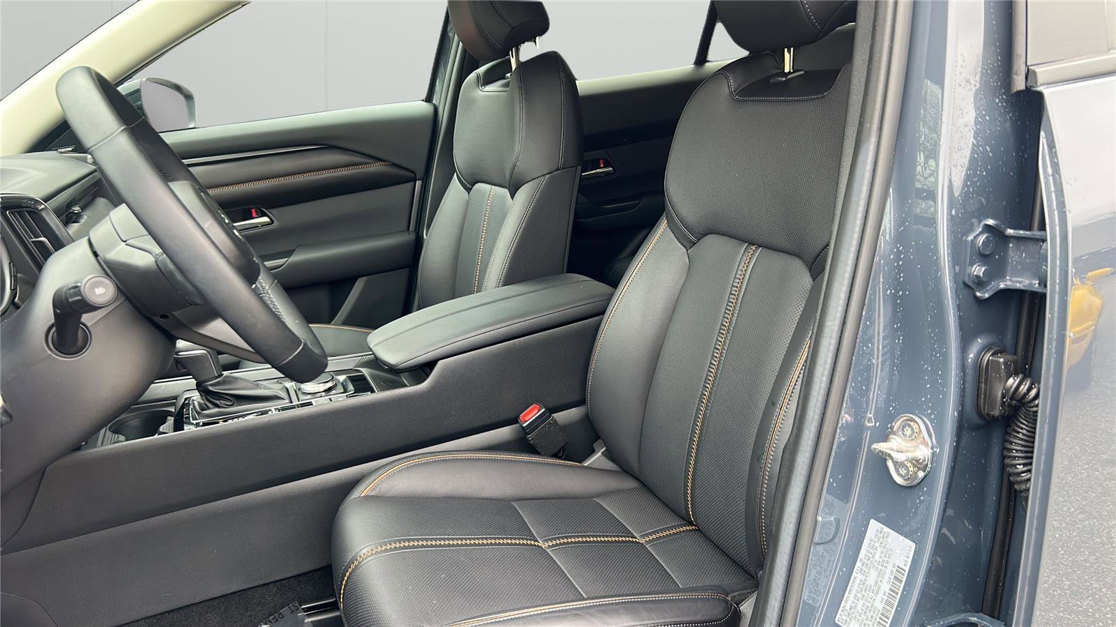 Used 2025 MAZDA CX-50 2.5 Hybrid w/ Weather Package image 21