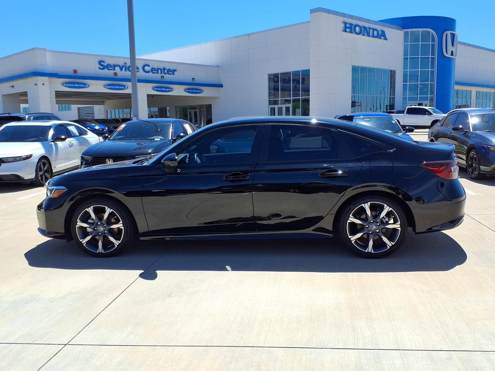 Used 2026 Honda Civic Sport Touring image 3