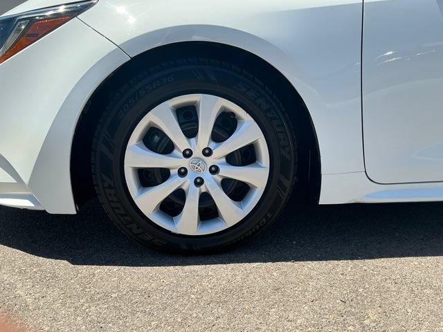 Used 2024 Toyota Corolla LE FWD image 27