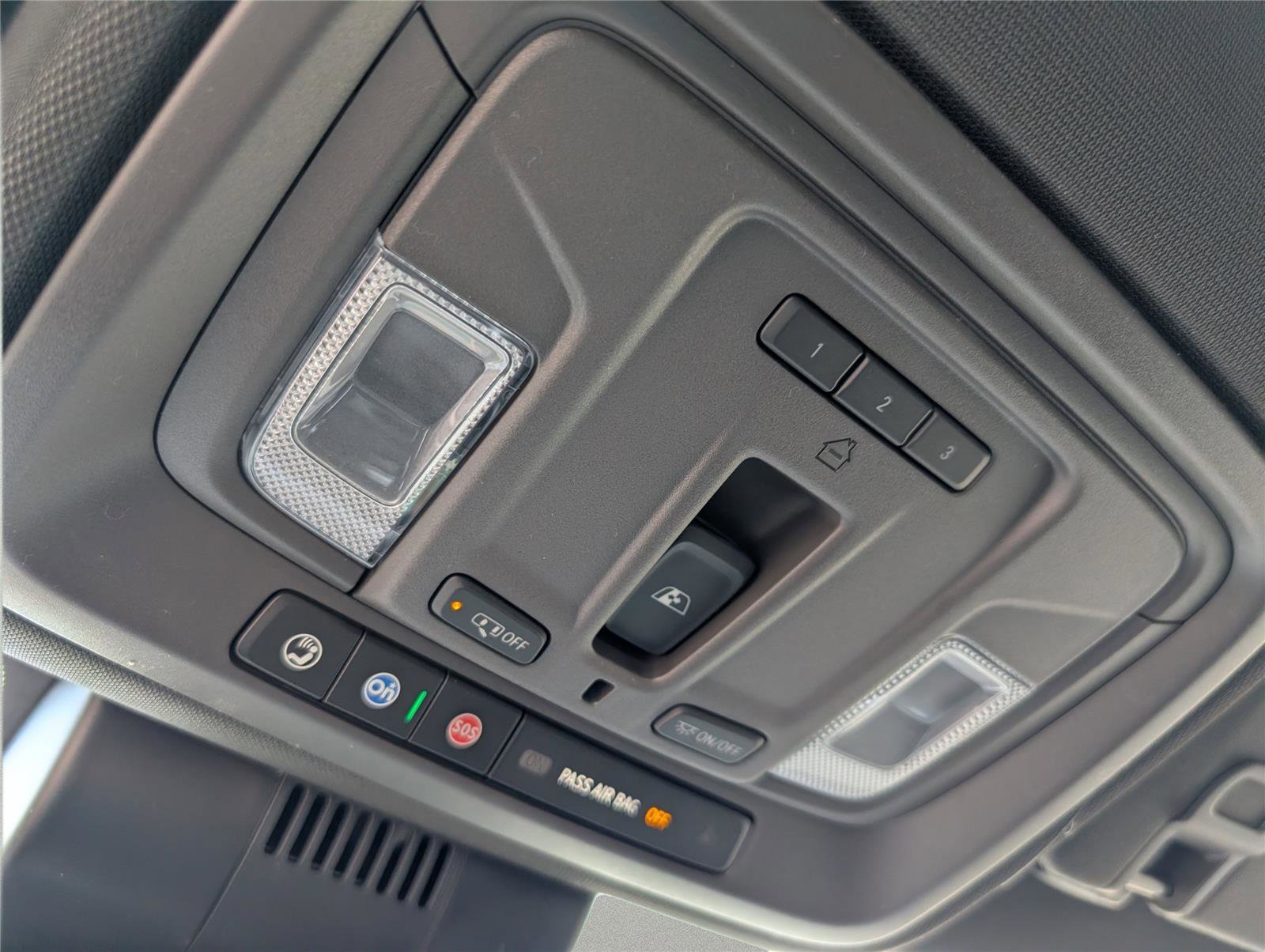 New 2026 GMC Sierra 1500 SLT w/ SLT Premium Plus Package AWD/4WD image 32