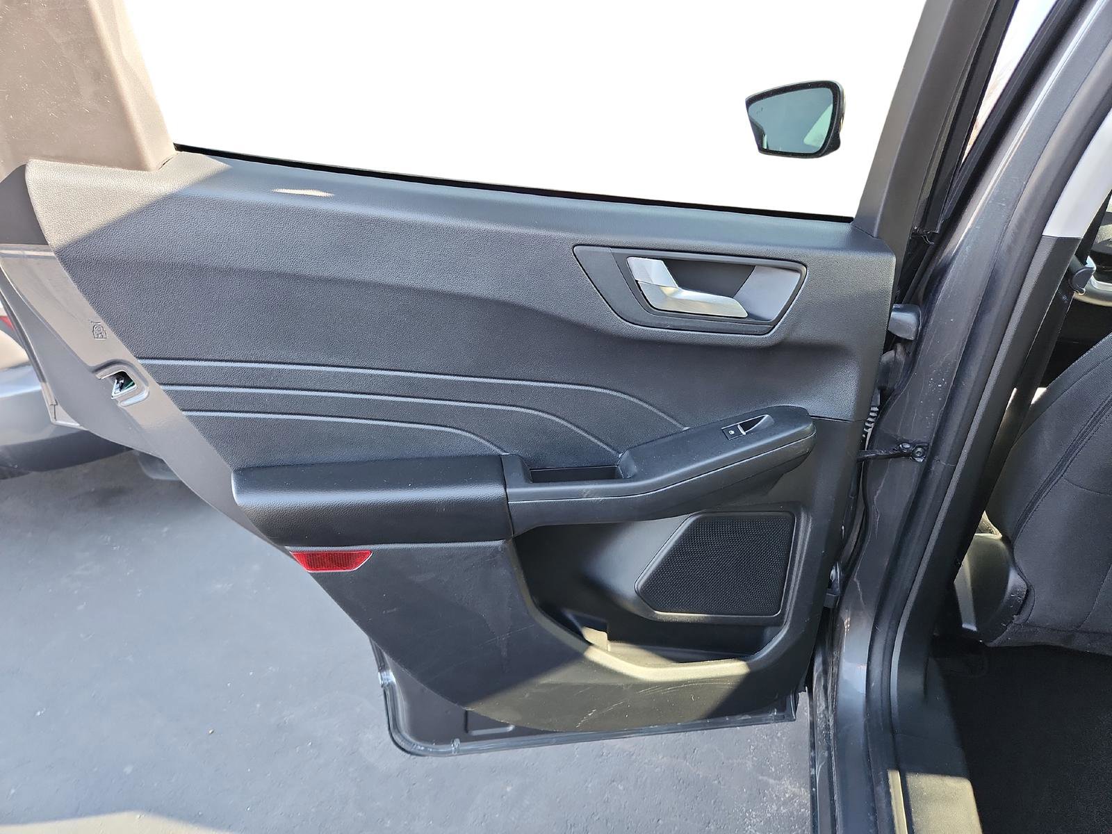 Used 2021 Ford Escape SE w/ Convenience Package image 22