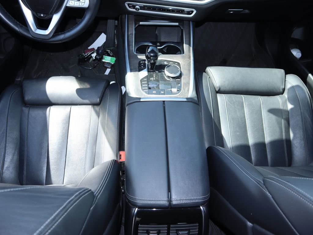Used 2022 BMW X7 xDrive40i w/ Premium Package AWD/4WD image 8