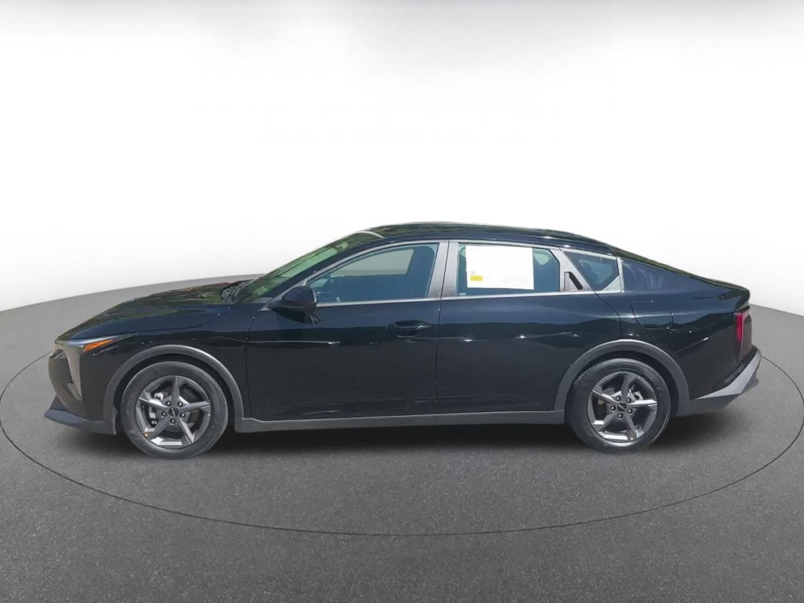Used 2025 Kia K4 FWD image 8