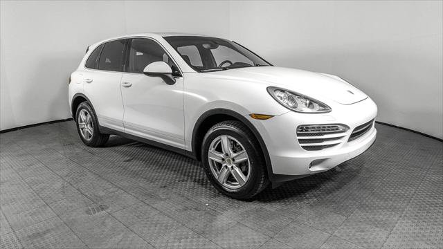 Used 2014 Porsche Cayenne Platinum Edition AWD/4WD image 9
