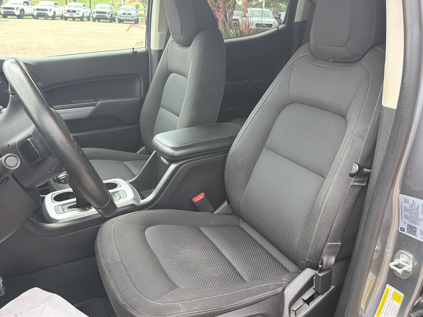 Used 2021 Chevrolet Colorado LT RWD image 13