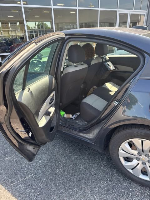 Used 2016 Chevrolet Cruze LS FWD image 14