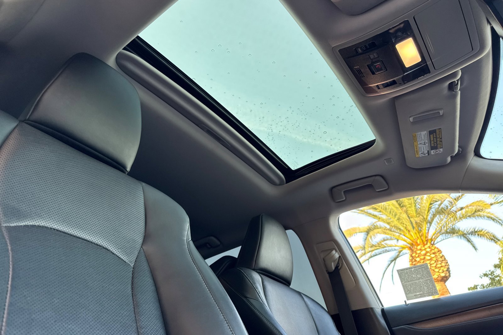 Used 2022 Lexus RX 350L FWD w/ Premium Package image 19