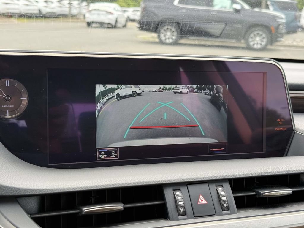 Used 2019 Lexus ES 300h FWD image 11