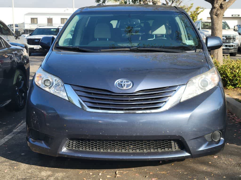 Used 2017 Toyota Sienna LE FWD image 10