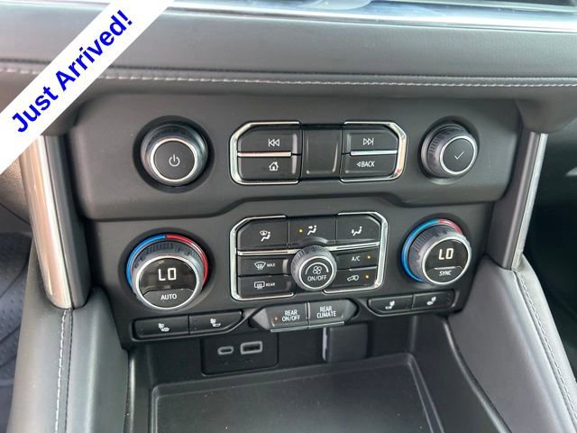 Used 2024 Chevrolet Tahoe Z71 w/ Luxury Package AWD/4WD image 25