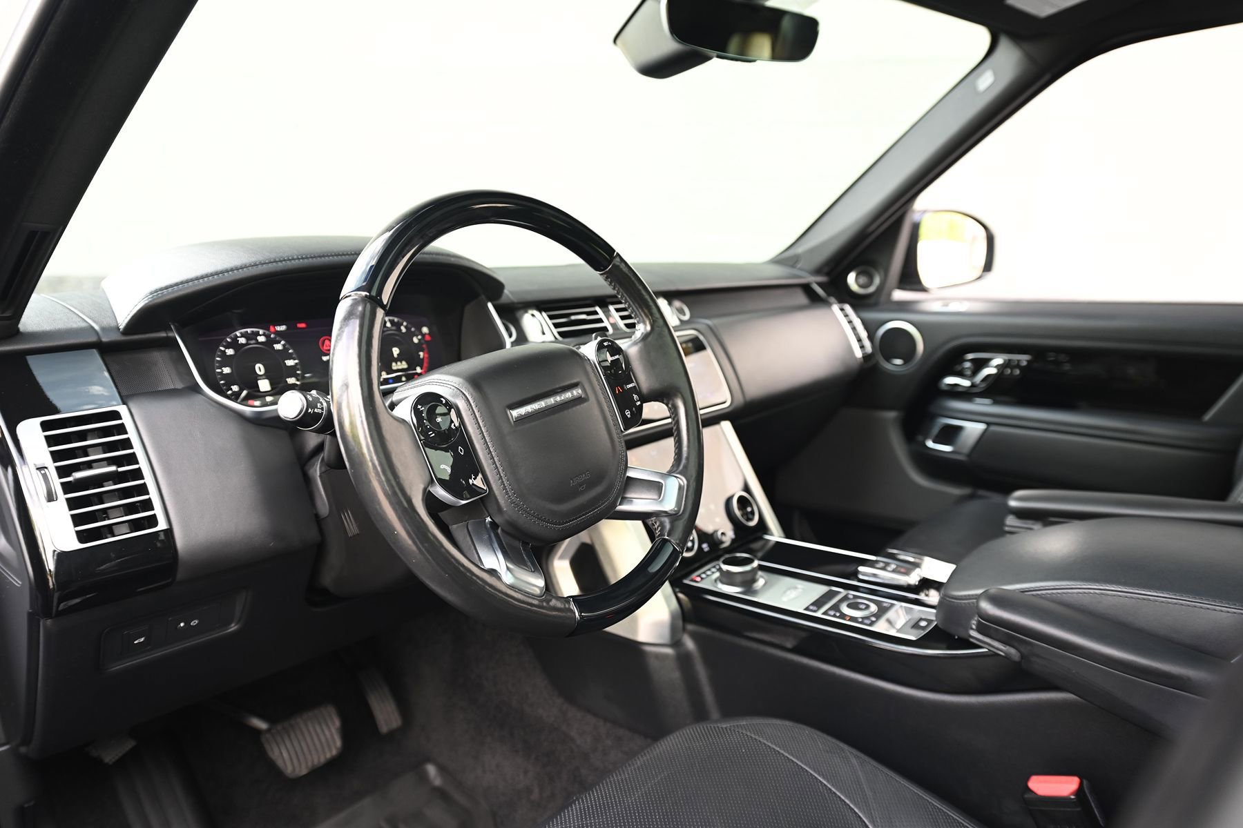Used 2020 Land Rover Range Rover HSE AWD/4WD image 22