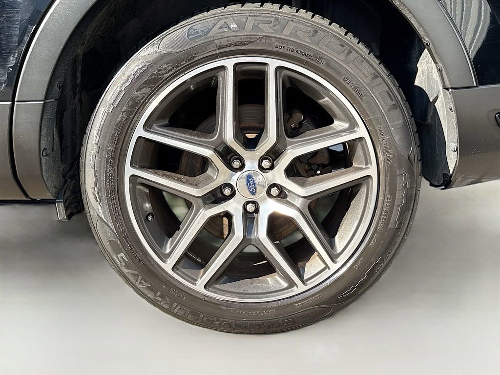 Used 2018 Ford Explorer Sport image 32
