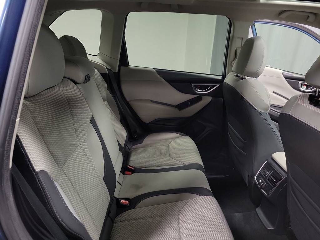 Used 2019 Subaru Forester Premium AWD/4WD image 23