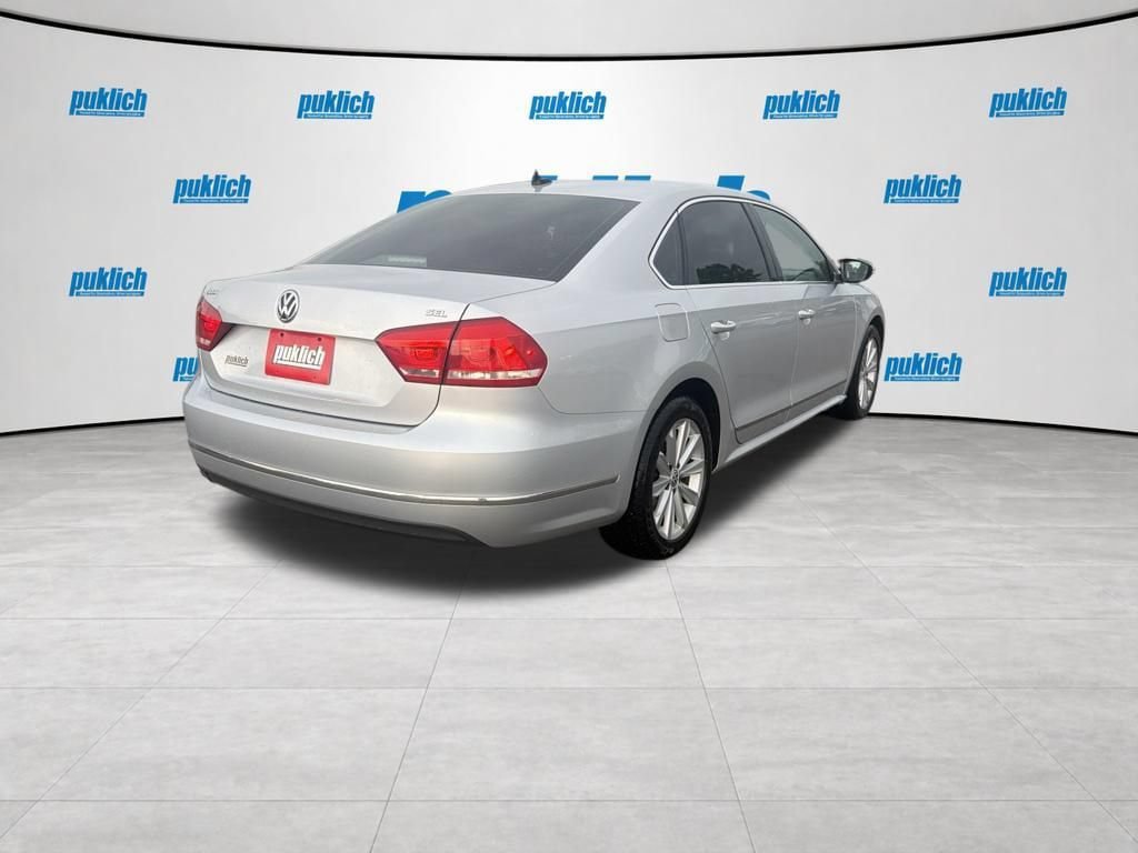 Used 2012 Volkswagen Passat 2.5 SEL Premium FWD image 5