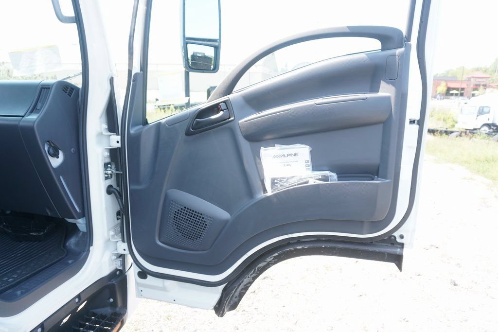New 2024 Chevrolet Low Cab Forward 4500 XD RWD image 16