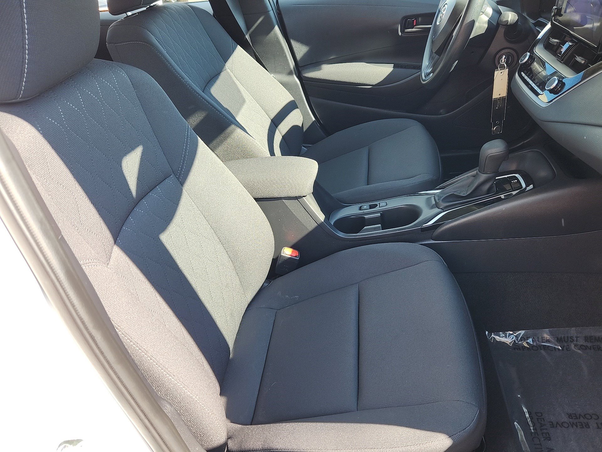 Certified 2025 Toyota Corolla LE image 27