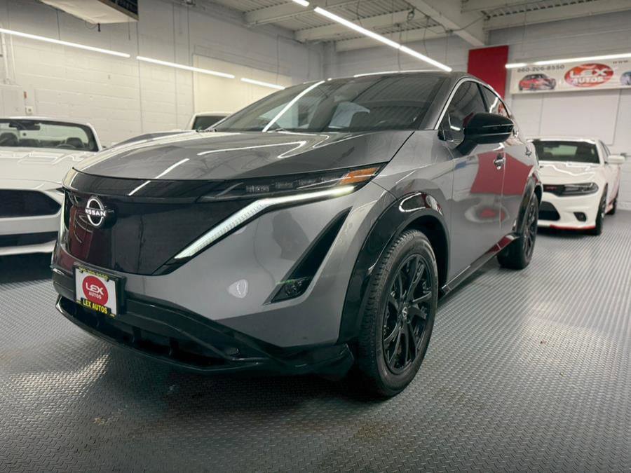 Used 2023 Nissan Ariya FWD image 2