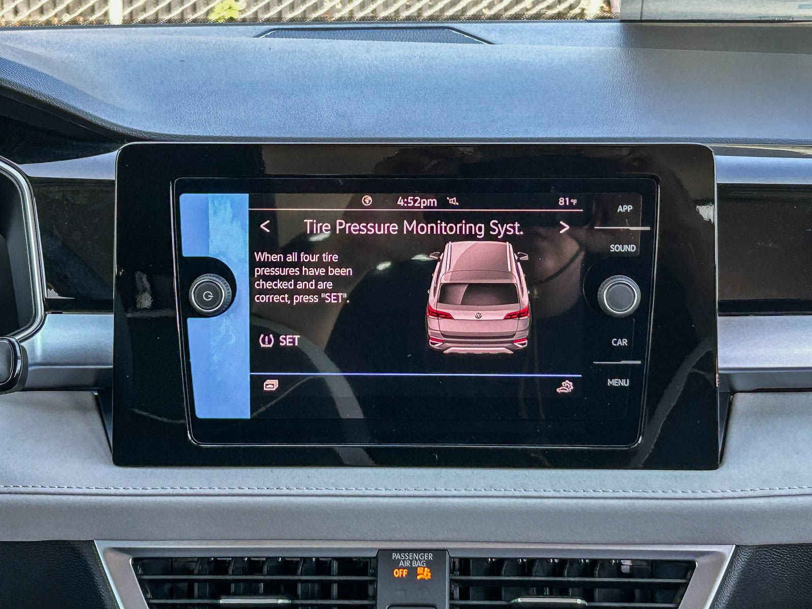 New 2026 Volkswagen Taos SE FWD image 16