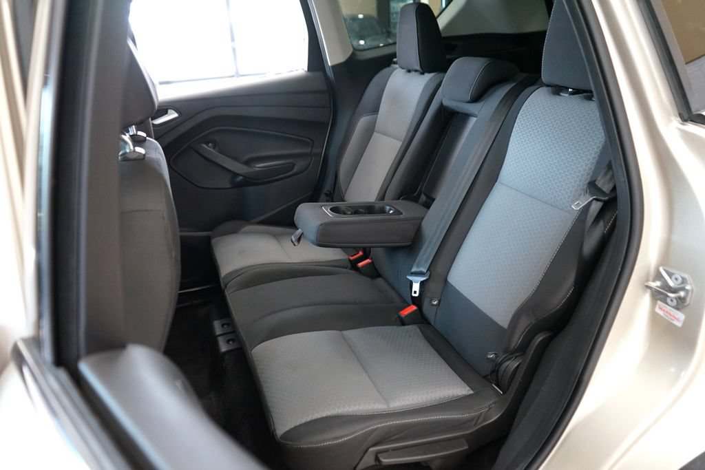 Used 2017 Ford Escape SE FWD image 42